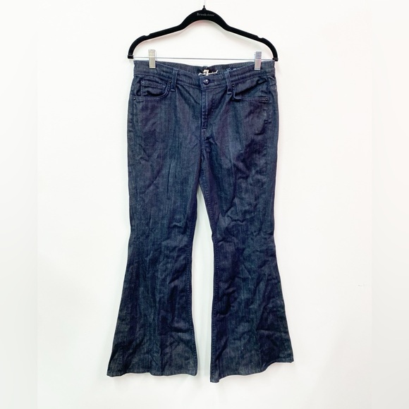 7 For All Mankind Women's Bell Bottom Jeans sz 30 Dark Blue - Picture 5 of 8
